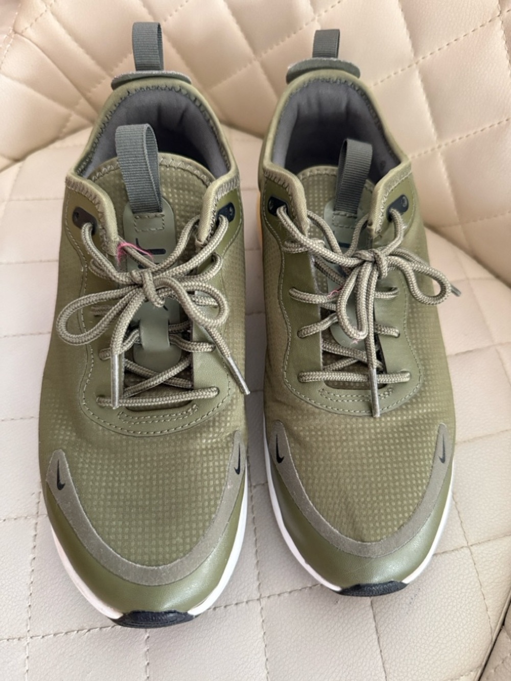 Nike Men’s Olive/Gray Low-Top Athletic Sneakers